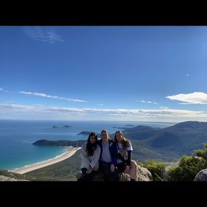 Meet your Posher, Dara